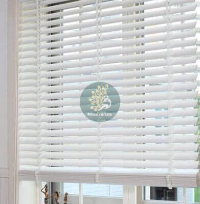 rem-nhua-gia-go-ngoai-troi